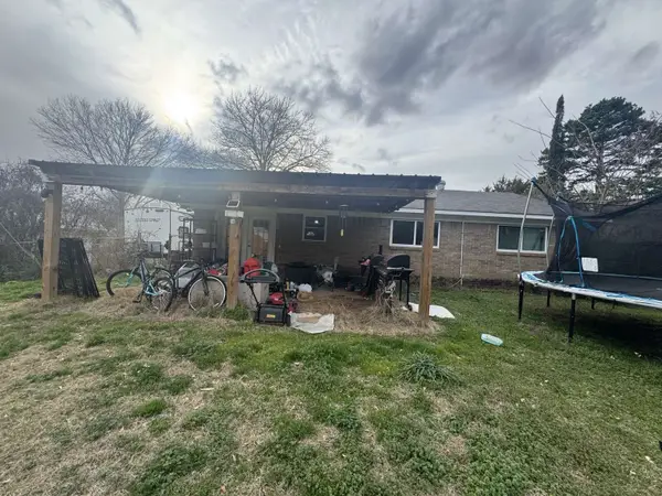 307 Gilbert Drive, Vivian, LA 71082