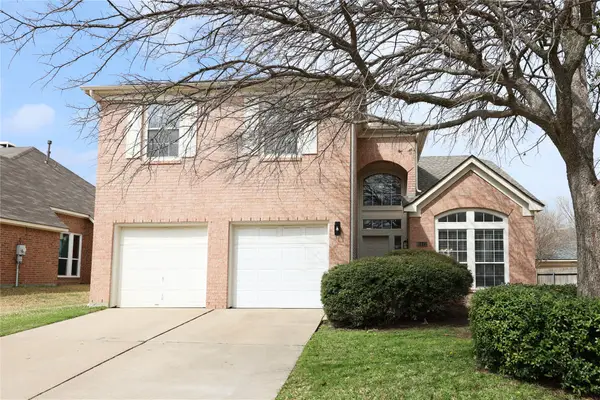6912 Mesa Drive, Fort Worth, TX 76132