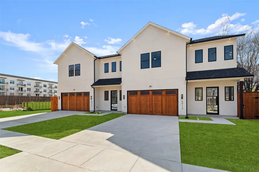 6911 & 6913 Mohawk Drive, Dallas, TX 75235 - #3