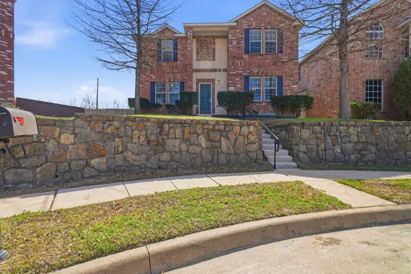 1246 Yukon Drive, Glenn Heights, TX 75154