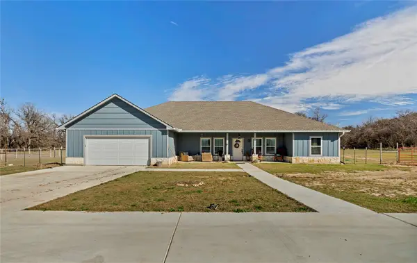 108 Dexter Lane, Poolville, TX 76487