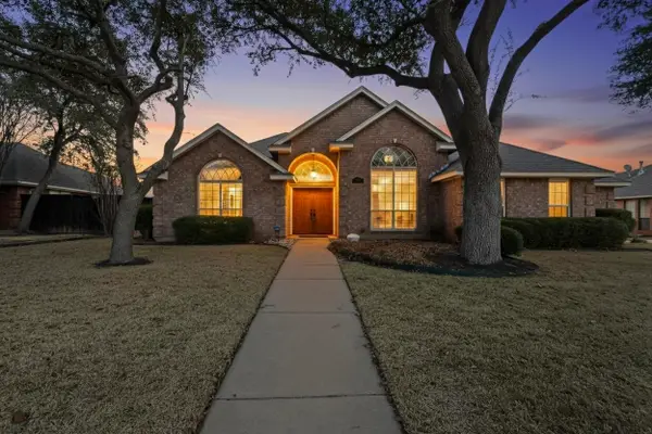 209 Brian Way, Red Oak, TX 75154