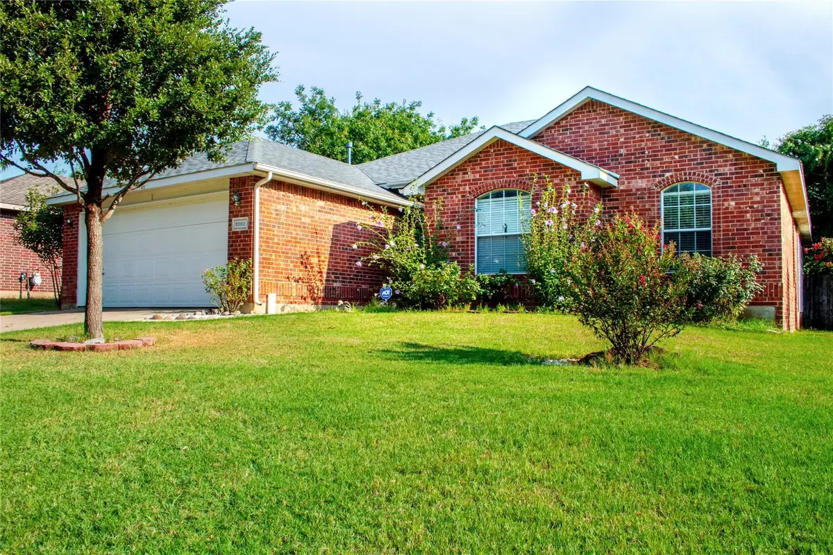 3202 Cliff Oaks Drive, Corinth, TX 76210 - #1