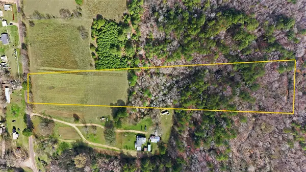 20524 County Road 4129, Lindale, TX 75771