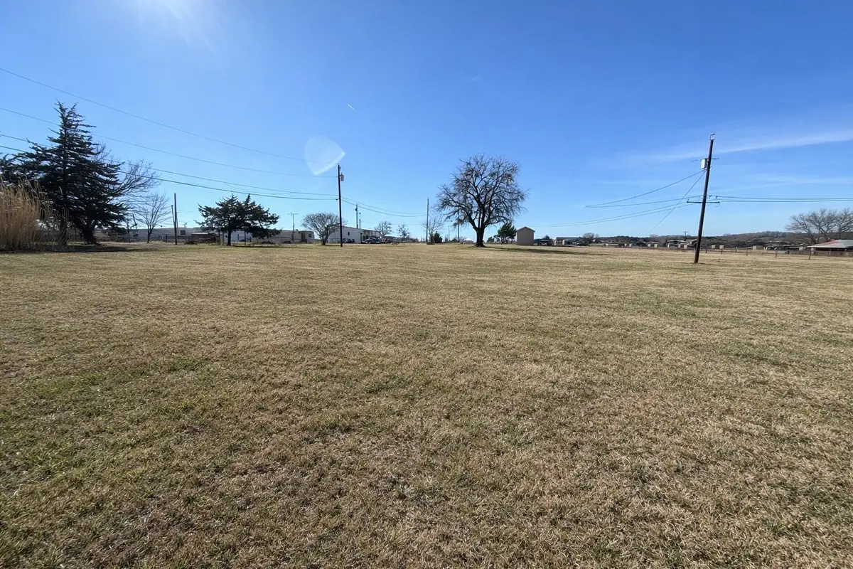 807 Bois D Arc Street, Whitewright, TX 75491 - #1