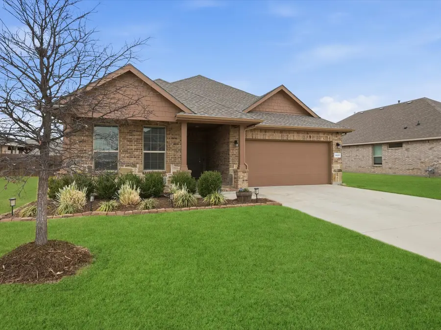3425 Eloise Lane, Krum, TX 76249 - #2
