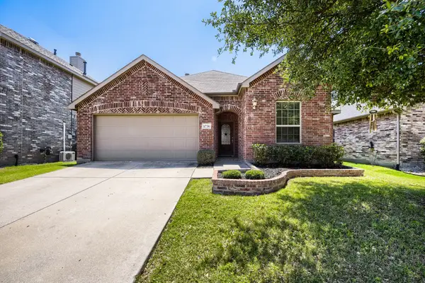 1736 Shoebill Drive, Little Elm, TX 75068