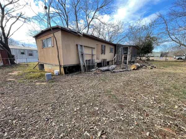 1517 Alamo Drive, Granbury, TX 76048