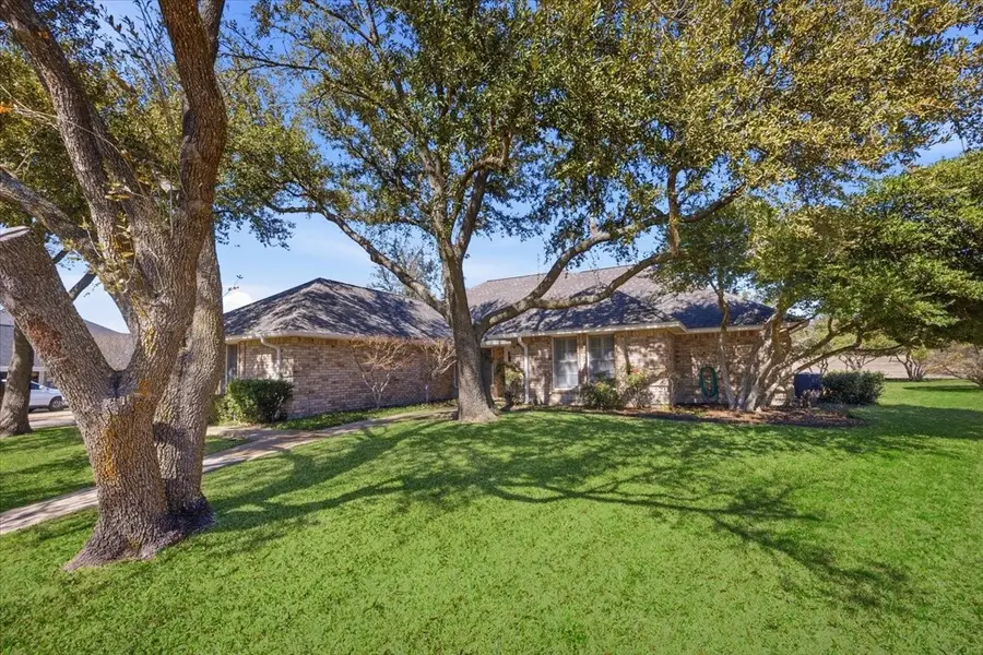 11617 Pine Creek Court, Aledo, TX 76008 - #2