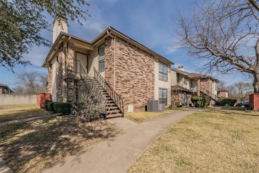 941 Turtle Cove #129, Irving, TX 75060 - #2