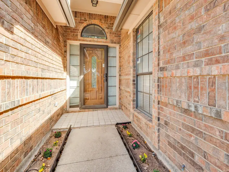 8220 Saddlebrook Drive, Benbrook, TX 76116 - #2