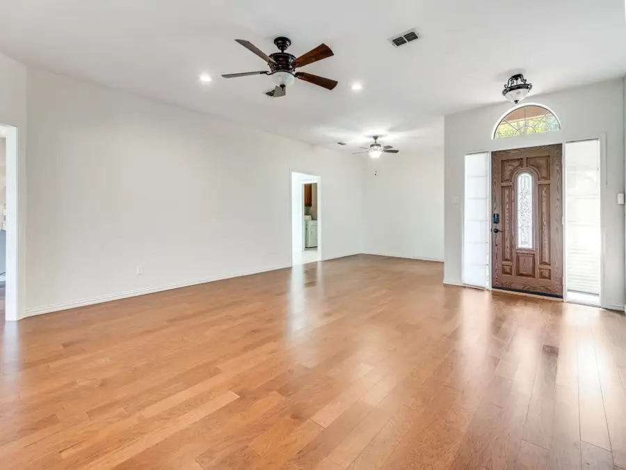 8220 Saddlebrook Drive, Benbrook, TX 76116 - #3