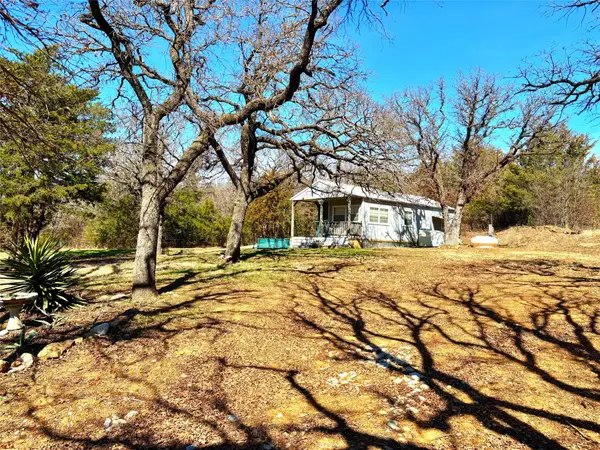 454 Bear Ridge Road, Bowie, TX 76230