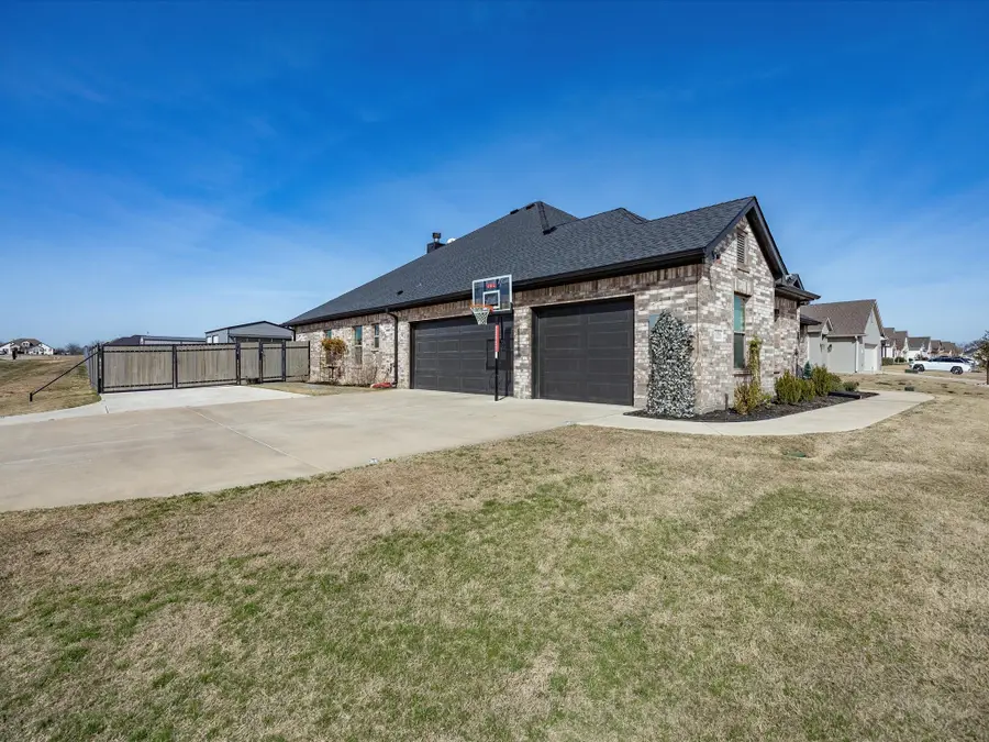 10205 Finch Road, Sanger, TX 76266 - #3