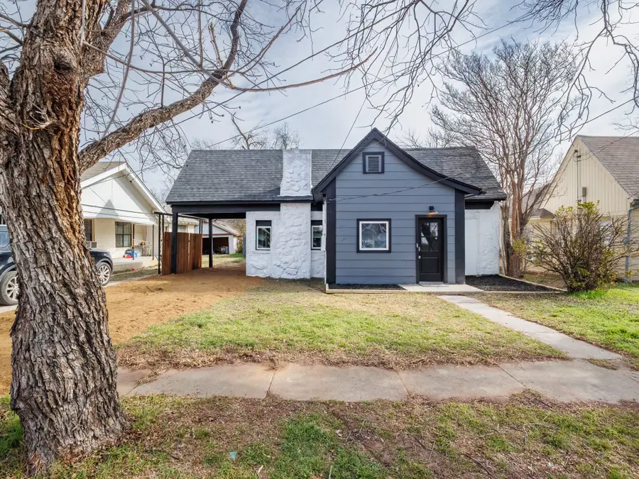 1610 1st Street, Brownwood, TX 76801 - #2