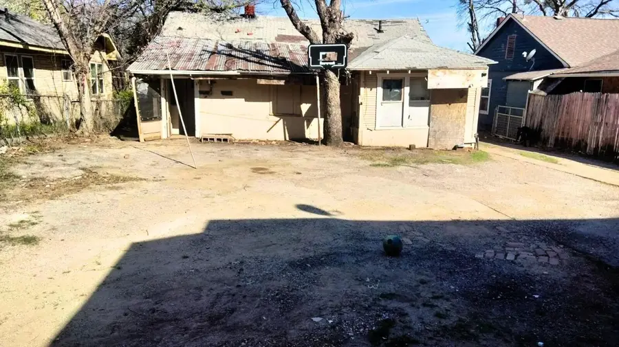 825 Cumberland Street, Dallas, TX 75203 - #2