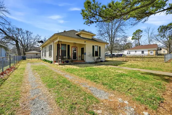 918 W Morgan Street, Denison, TX 75020