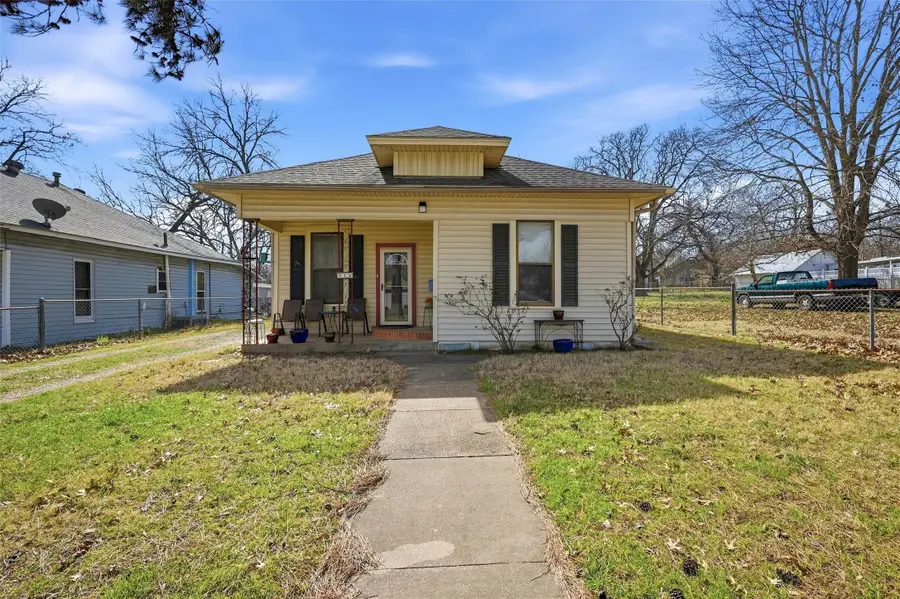 918 W Morgan Street, Denison, TX 75020 - #2
