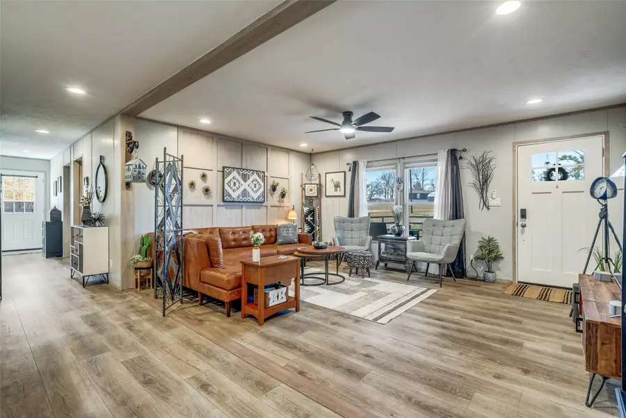 344 Hometown Way, Springtown, TX 76082 - #3