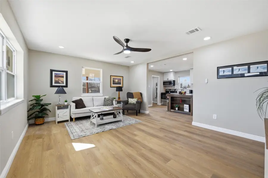 1001 Newby Avenue, Bridgeport, TX 76426 - #2