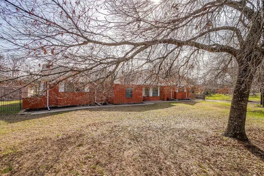 306 Valley Trail Drive, Weatherford, TX 76087 - #2