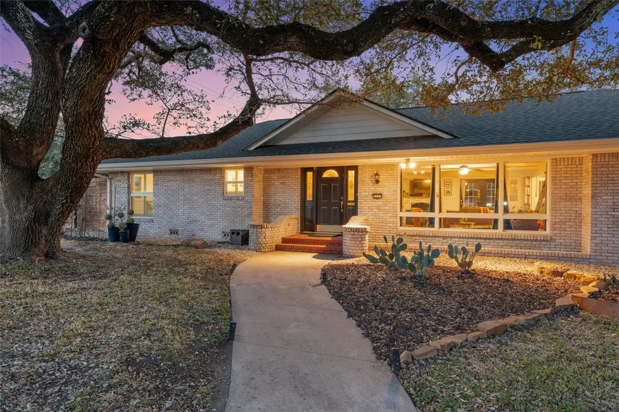 2717 Wooded Acres Drive, Waco, TX 76710 - #2