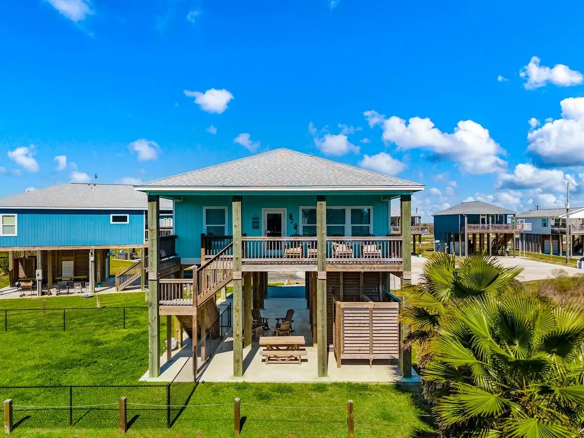 3264 Hidden Gold, Port Bolivar, TX 77650 - #1