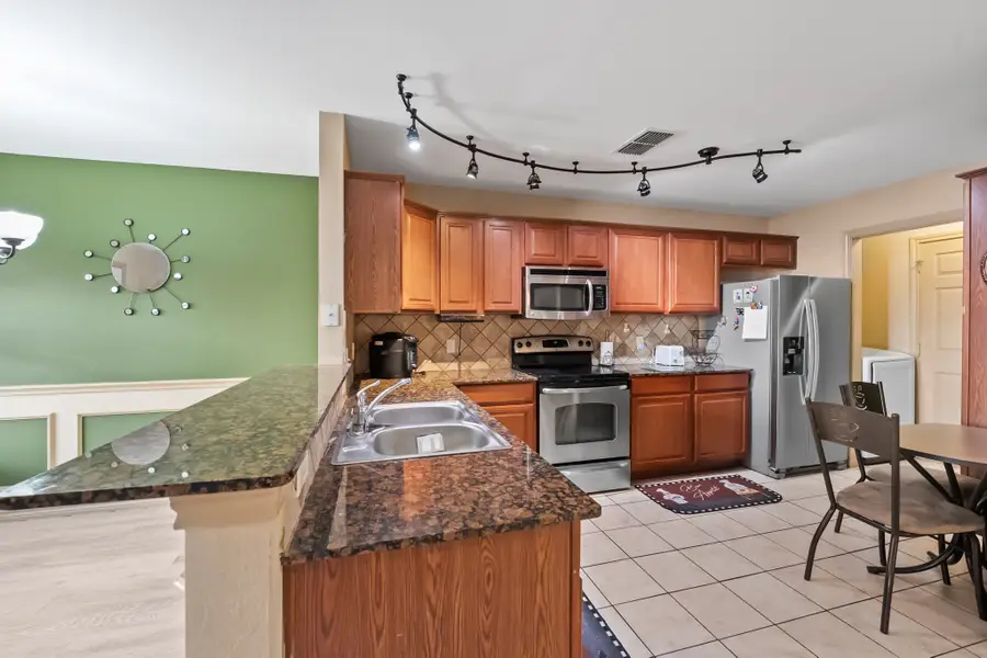 3808 Vista Mar Drive, Euless, TX 76040 - #3