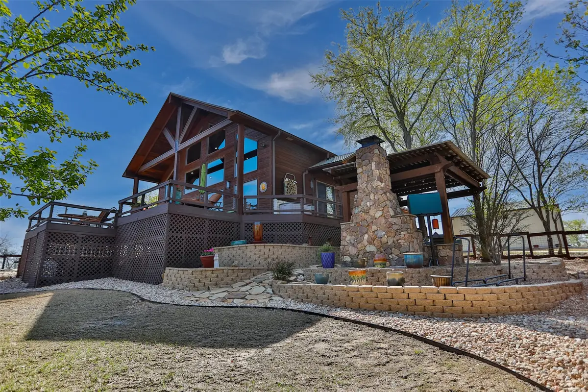 229 Southside Drive, Gainesville, TX 76240 - #1