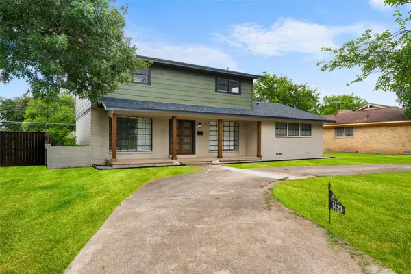 1429 Brook Valley Place, Dallas, TX 75232