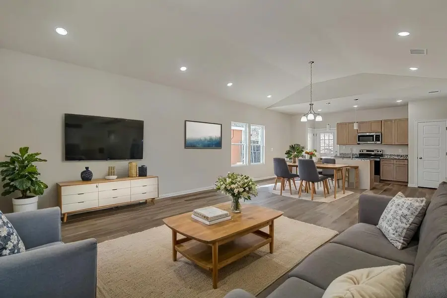 1649 E Terrell Avenue, Fort Worth, TX 76104 - #2