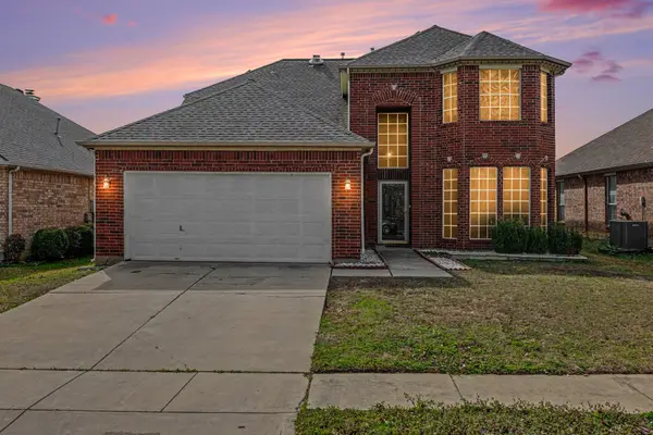 4616 Parkmount Drive, Fort Worth, TX 76137