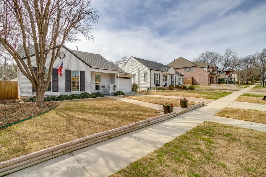 3563 W 5th Street, Fort Worth, TX 76107 - #2