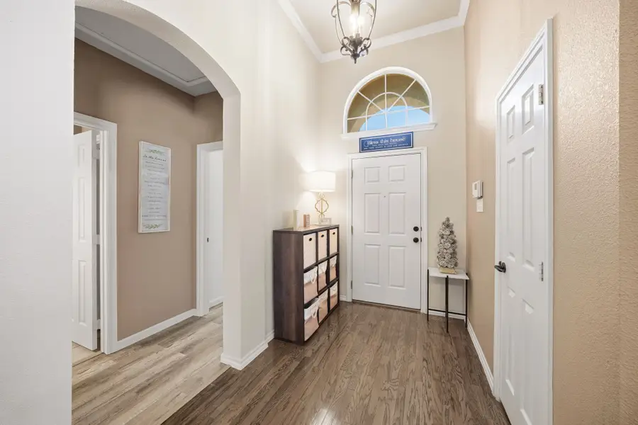 6915 Chapelridge Drive, Dallas, TX 75249 - #2