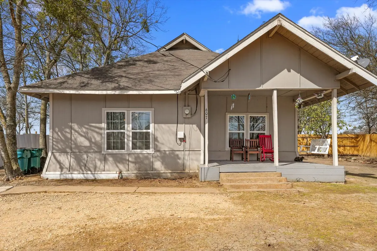 607 E 8th Street, Kemp, TX 75143 - #1