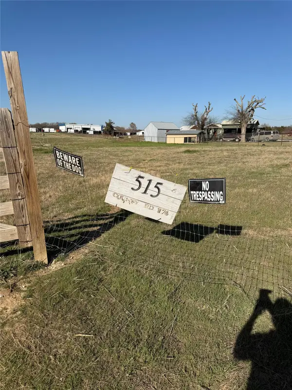 515 Country Road 176, Whitesboro, TX 76273