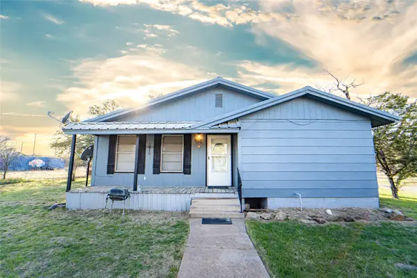 901 S Miller Street, Breckenridge, TX 76424