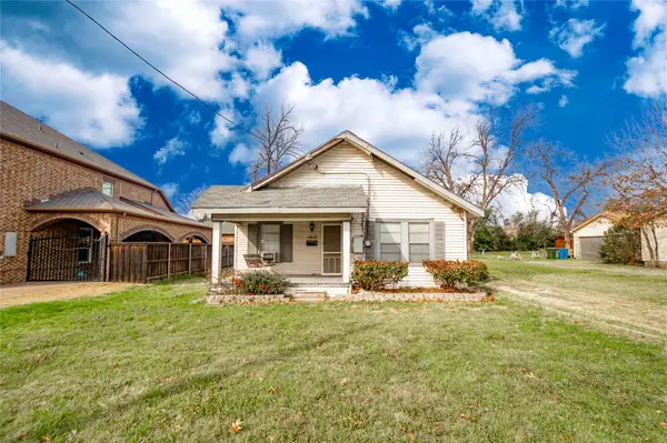 1617 Denton Drive, Carrollton, TX 75006