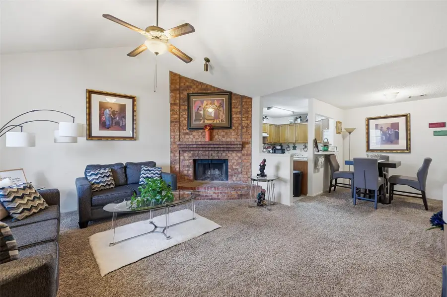 412 Amber Lane, Desoto, TX 75115 - #3