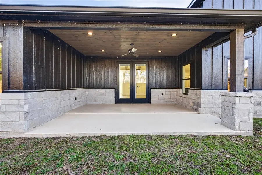 114 Castlewood Road, Enchanted Oaks, TX 75156 - #3