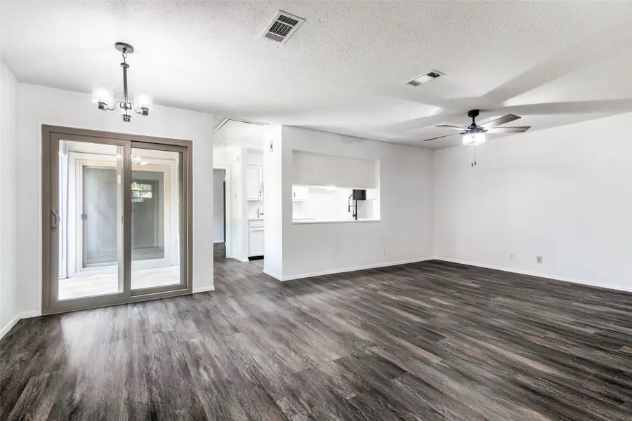 3326 Gardenview Circle, Denton, TX 76207 - #3