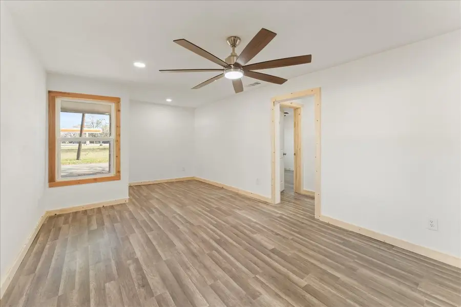 403 Halesboro Street, Bogata, TX 75417 - #3