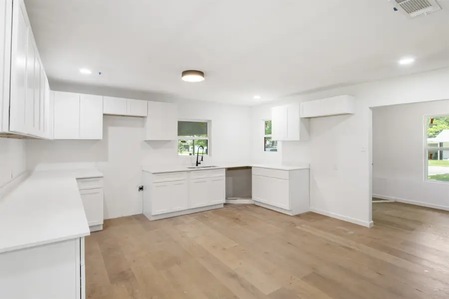 119 Circle Drive, Bogata, TX 75417 - #3