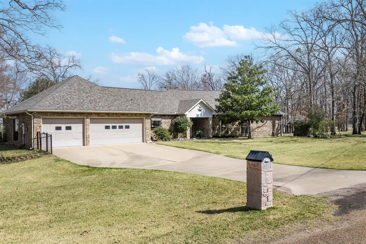 101 E Beverly Drive, Malakoff, TX 75148 - #1