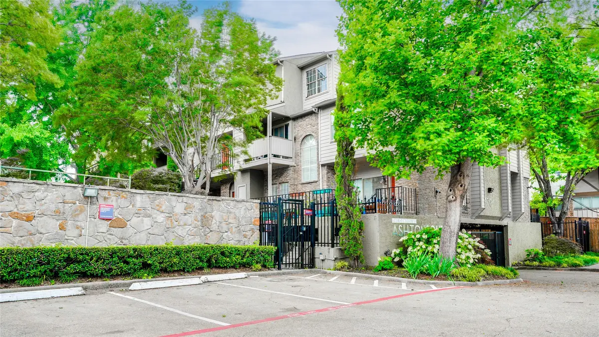 5740 Martel Avenue #A19, Dallas, TX 75206 - #1