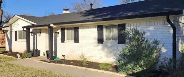 2129 Goerte Drive, Grand Prairie, TX 75051