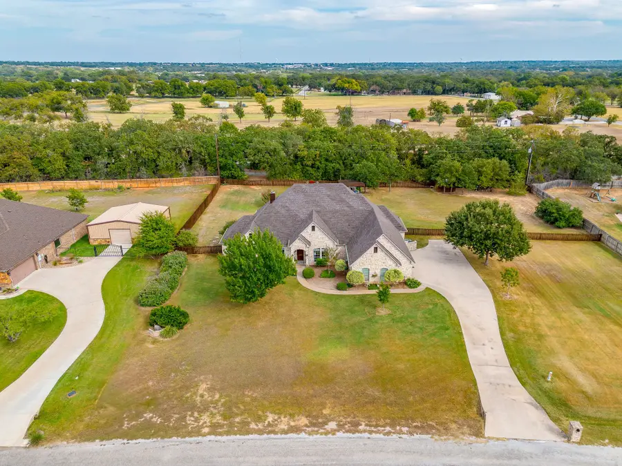 104 Oakbend Court, Weatherford, TX 76088 - #2