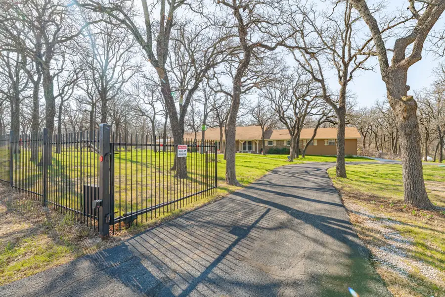 102 Shady Oak Drive, Weatherford, TX 76087 - #3