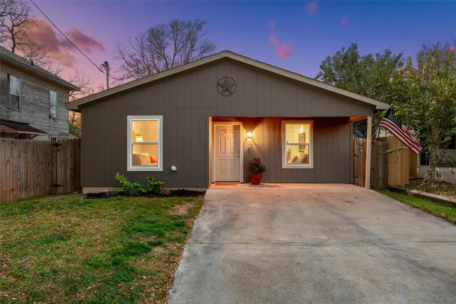 1124 N 13th Street, Waco, TX 76707 - #2