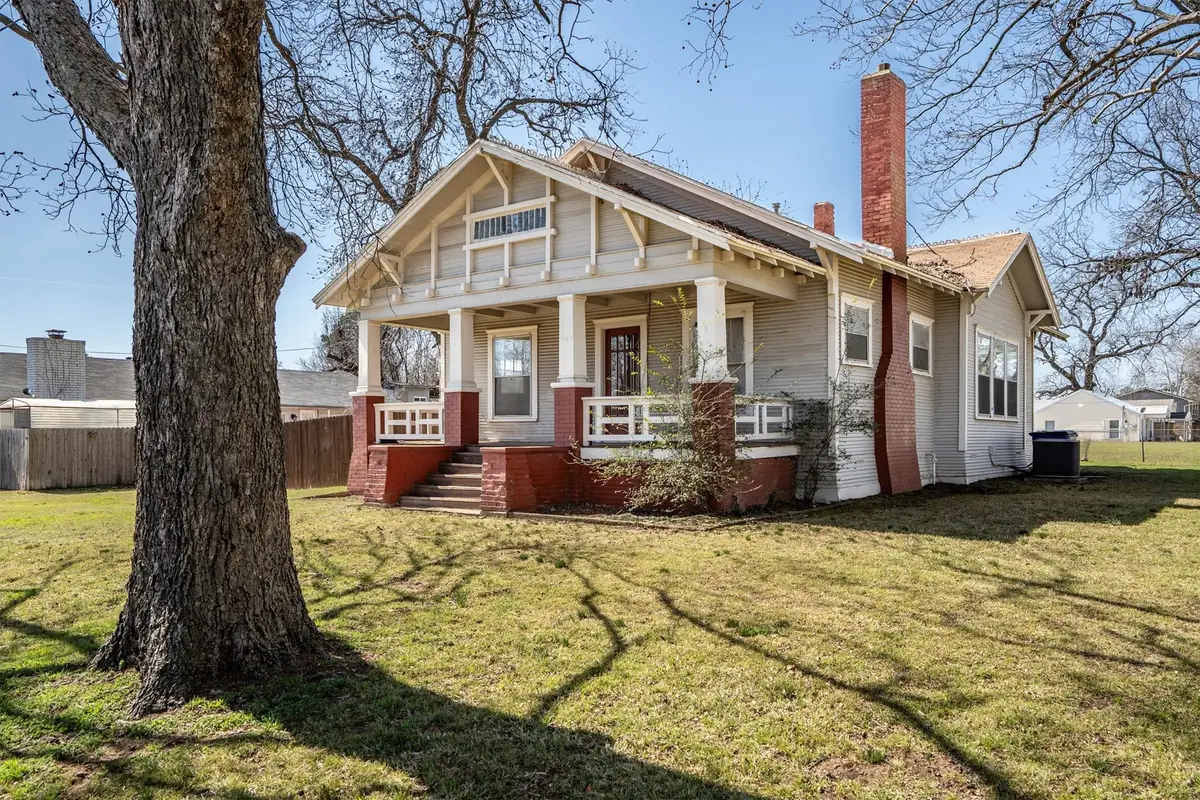 200 Dewitt Street, Collinsville, TX 76233 - #1